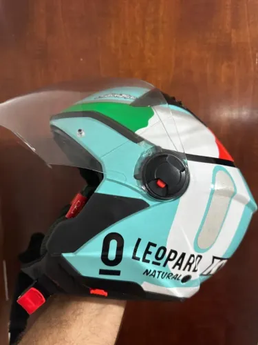 Capacete KYT - usado poucas vezes