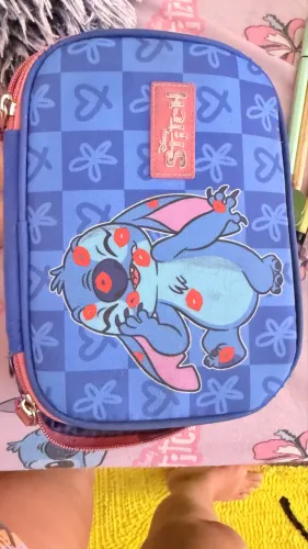 Mochila e estojo stitch
