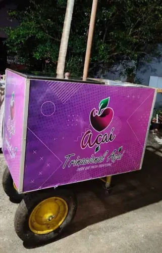 Vendo carrinho de açaí ou troco por ar condicionado funcionando em boas condições 
