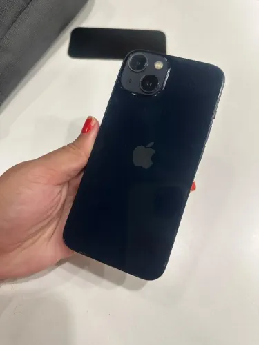 iPhone 13 - 256 - LEIA