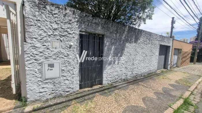 CASA A VENDA NO BAIRRO BOTAFOGO