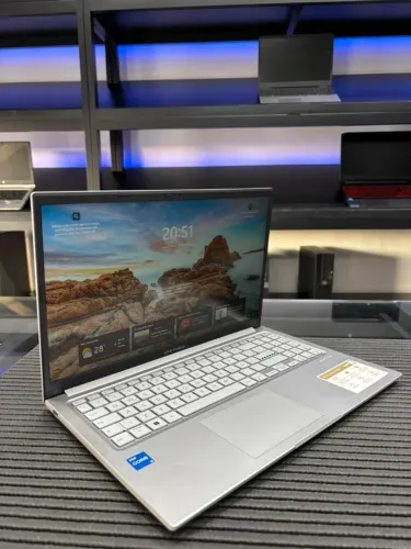 NOTEBOOK ASUS VIVOBOOK X1504AF CORE I5 13ª GER 1334U 8GB DDR4 SSD 256GB TELA 15.6" IPS  