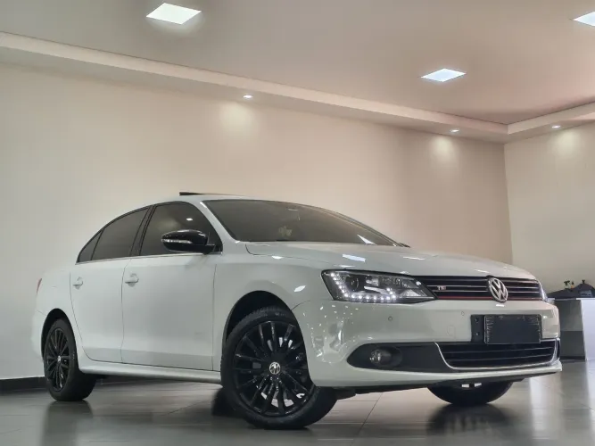 Volkswagen Jetta Highline 2.0 TSI 16V 4P Tiptronic 2014
