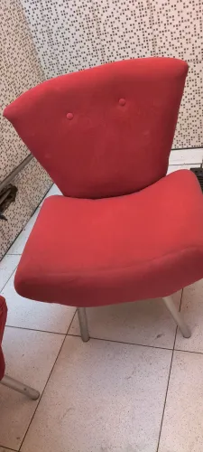 Vendo duas poltronas usadas bem conservada 