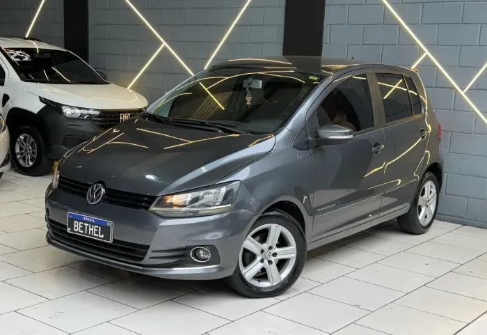 Volkswagen Fox Comfortline 1.6 Flex 8V 5P 2016