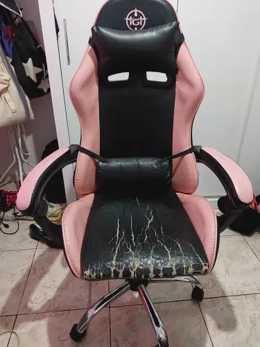 Cadeira de escritório TGT Heron TGT-HR gamer ergonômica rosa com estofado de couro sinteti