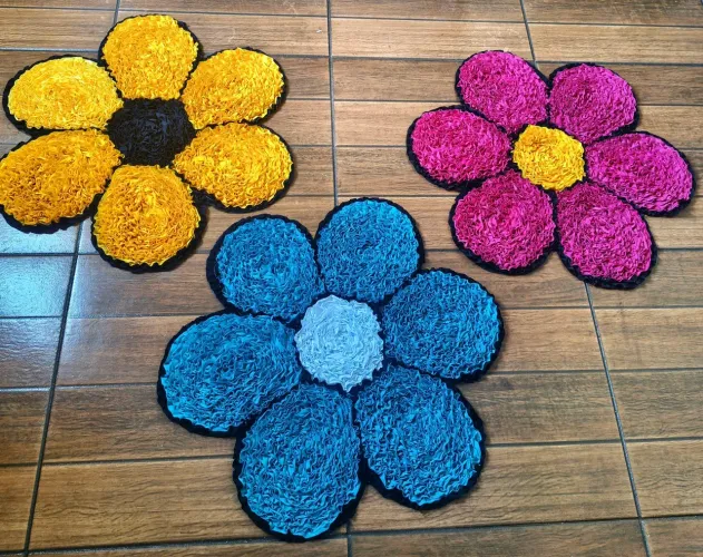 Tapetes de frufru formato de flor
