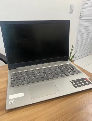 Notebook Lenovo IdeaPad ? i3 10ª Geração, 8GB, SSD 256GB + HD 1TB