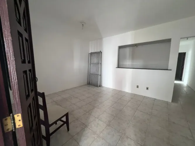 Comercial à venda em rua pública, ITAPUÃ, Salvador, BA