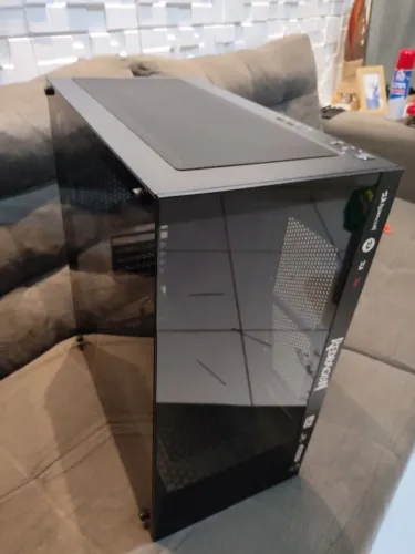 Gabinete Gamer FullTower REDRAGON