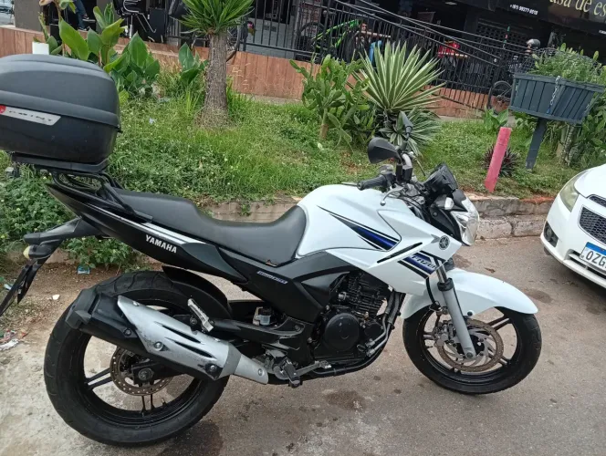 Fazer 2013/ sem débito