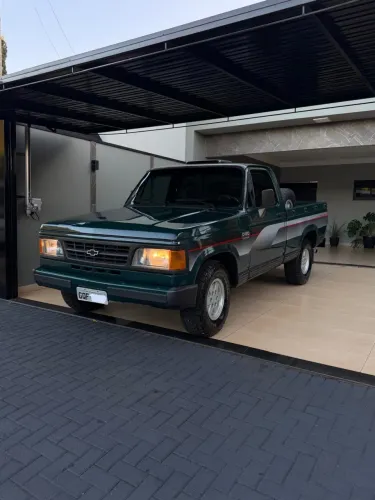 Chevrolet D-20 S / Luxe 3.9/4.0 Diesel 1994