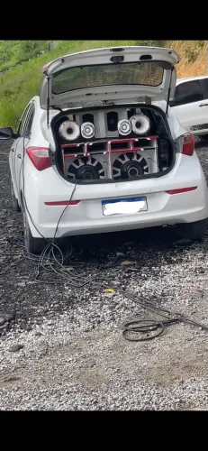 Som automotivo