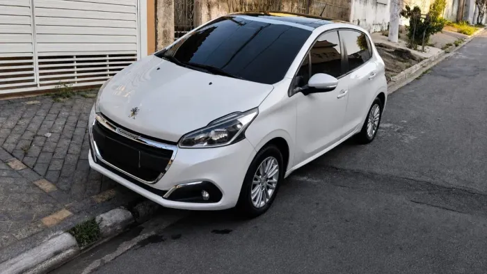 Peugeot 208 Allure 1.6 Flex 16V 5P Aut. 2017