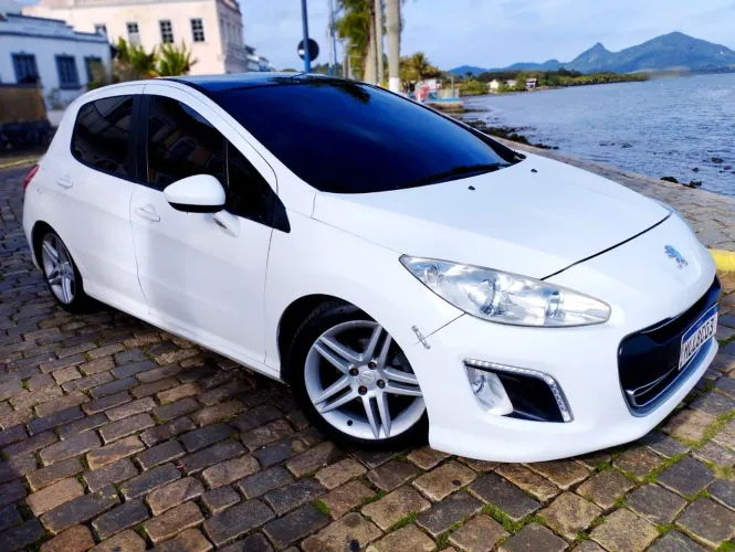 Peugeot 308 Feline 2.0 Flex 16V 5P Aut. 2013