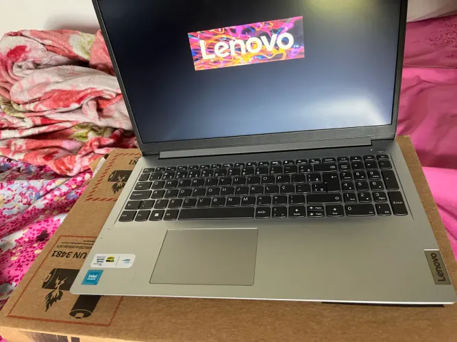 Notebook Lenovo