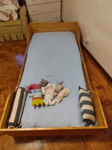 Cama montessoriana solteiro madeira