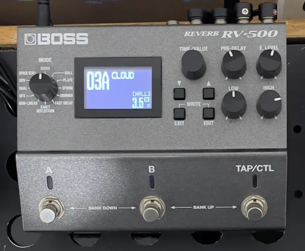 Reverb RV500 Boss