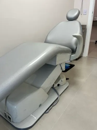 Cadeira de dentista ótimo estado