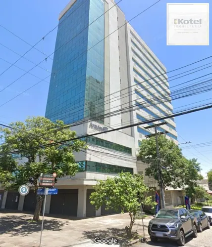 Sala de alto padrão, 52 m², vaga de garagem, Bairro Passo da Areia, mobiliada