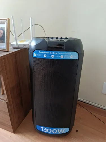 Caixa de som Philips 1300w