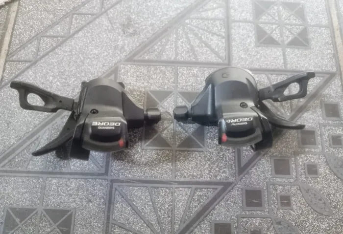 Trocador de marchas Shimano deore 