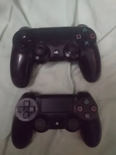 Controle PS4 original ( defeito )