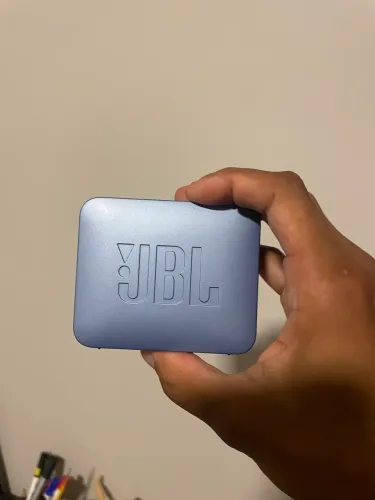 CAIXA JBL GO