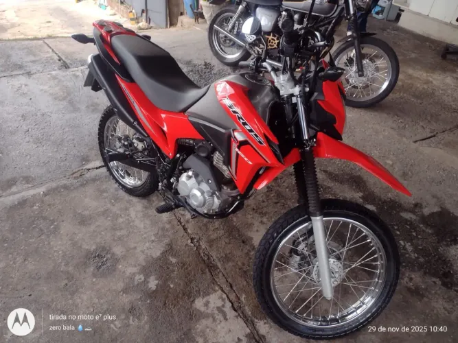 NXR Bross 160 baixa quilometragem