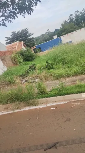 Vende-se terreno 25X13 loteamento Maraci para assumir financiamento no nome