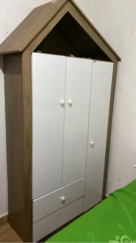Guarda roupa infantil
