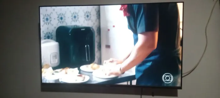 Smart tv 43 polegadas philco pouquíssimo usada