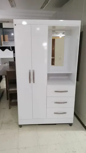 Guarda roupa novo