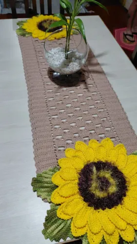 Caminho de mesa mega girassol