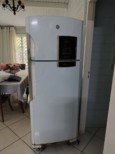 Geladeira Eletrolux In-genious