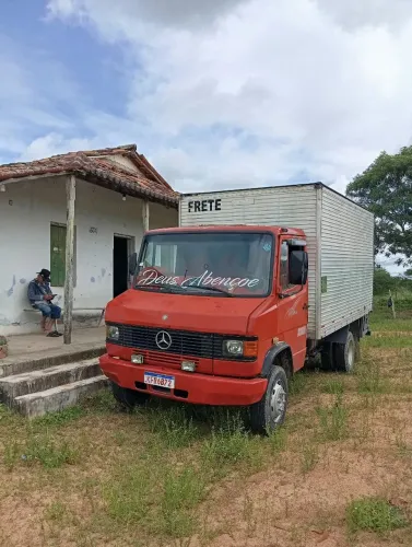caminhão 3/4 Mercedinha 709 