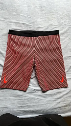 Short Nike compression run 