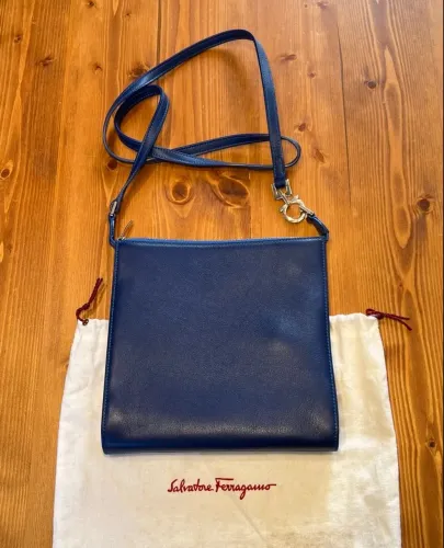 bolsa salvatore ferragamo 100% original com dust