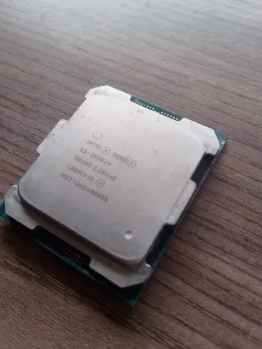 DOIS (2) INTEL XEON 2650 V 4