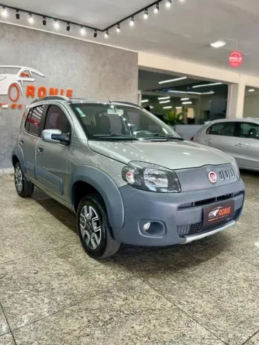 Fiat Uno Attractive 1.0 EVO Fire Flex 8V 5P 2012