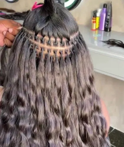 APLICAÇÃO DE MEGA HAIR (100 REAIS)