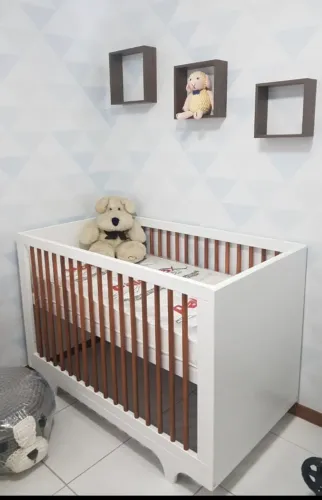 Berço que vira cama