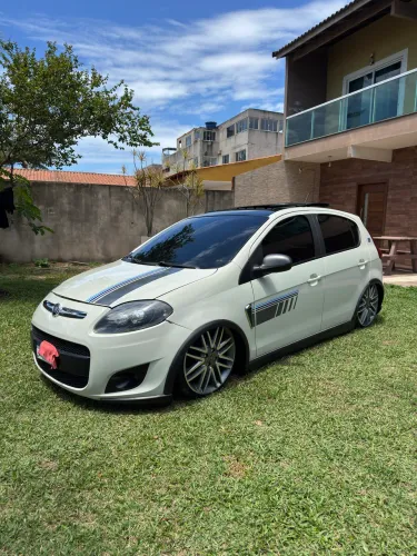Fiat Palio Sporting 1.6 Flex 16V 5P 2016