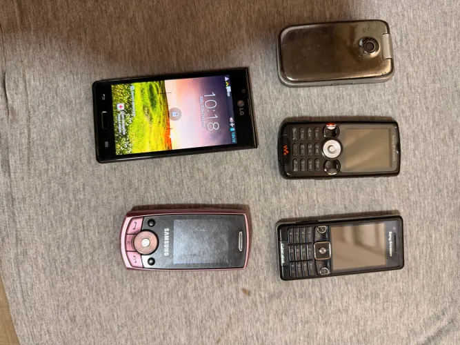Lote celular antigos para colecionar consertar ou usar