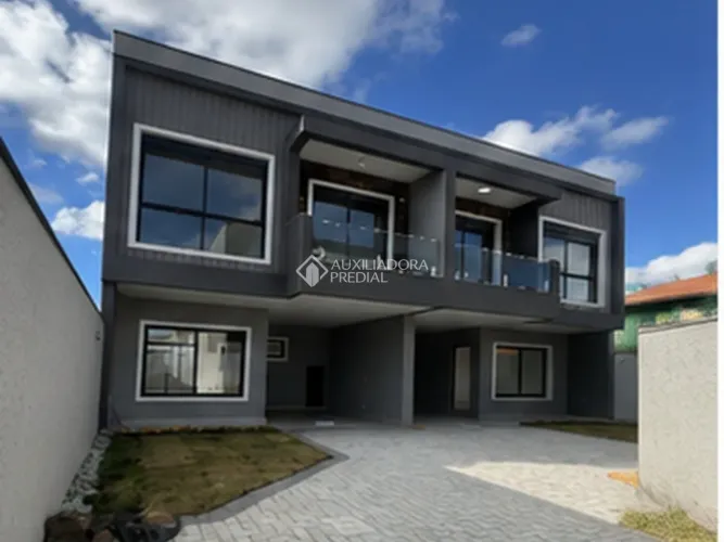 SOBRADO ALTO PADRÃO - BAIRRO FANNY | CURITIBA