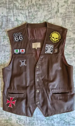 Jaqueta tipo colete couro natural veste G