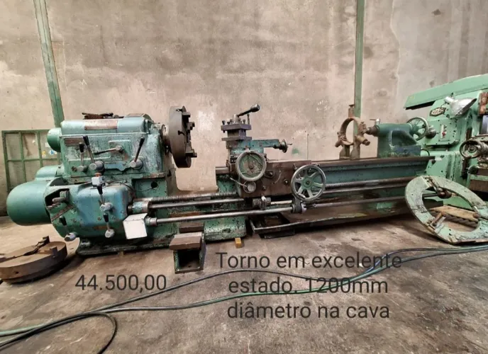 Torno mecânico 1200mm na cava , 2 metros