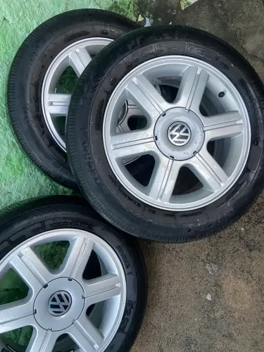 Rodas pneus