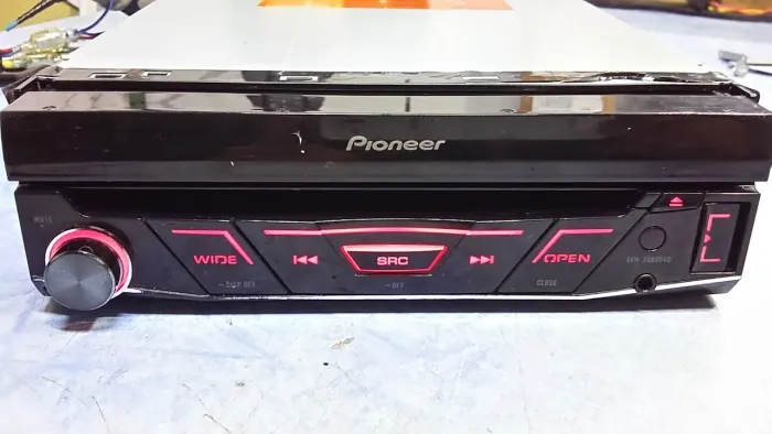 DVD Pioneer retrátil