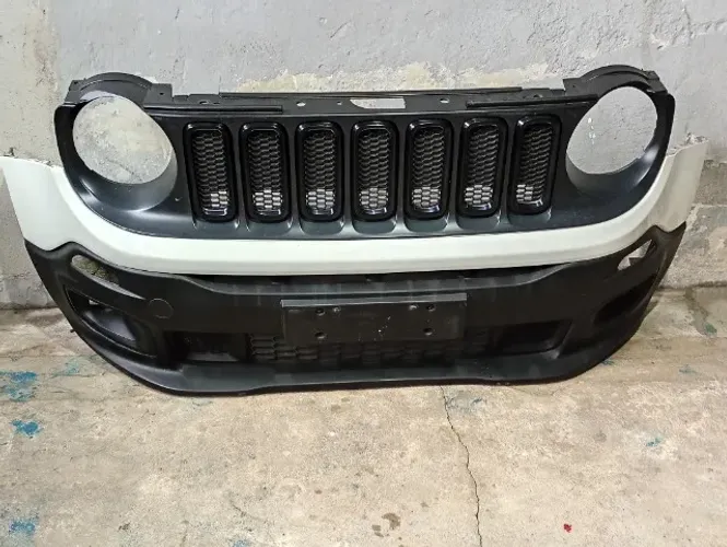 Para-choque dianteiro Renegade e farol original mopar